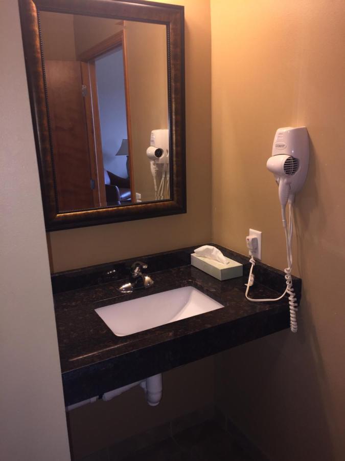 Cobblestone Inn&Suites - Newton Extérieur photo