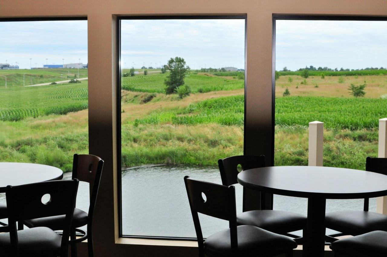 Cobblestone Inn&Suites - Newton Extérieur photo