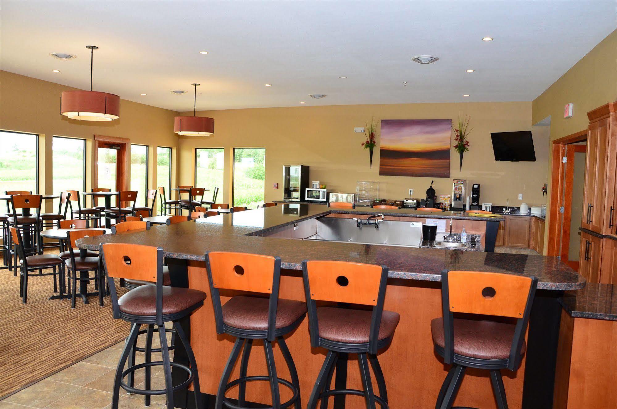 Cobblestone Inn&Suites - Newton Extérieur photo